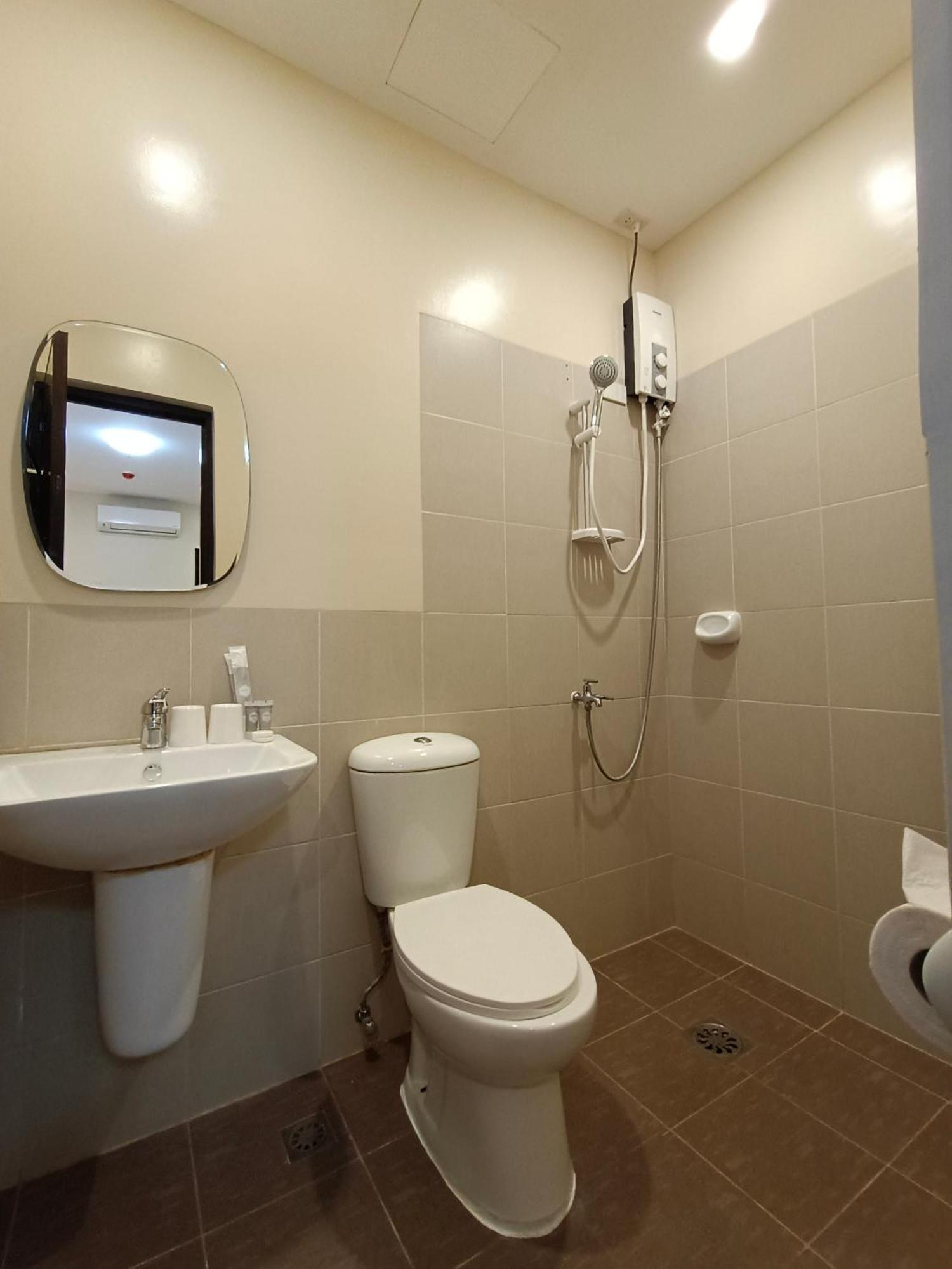 Beaver Hotel Cebu Quarto foto